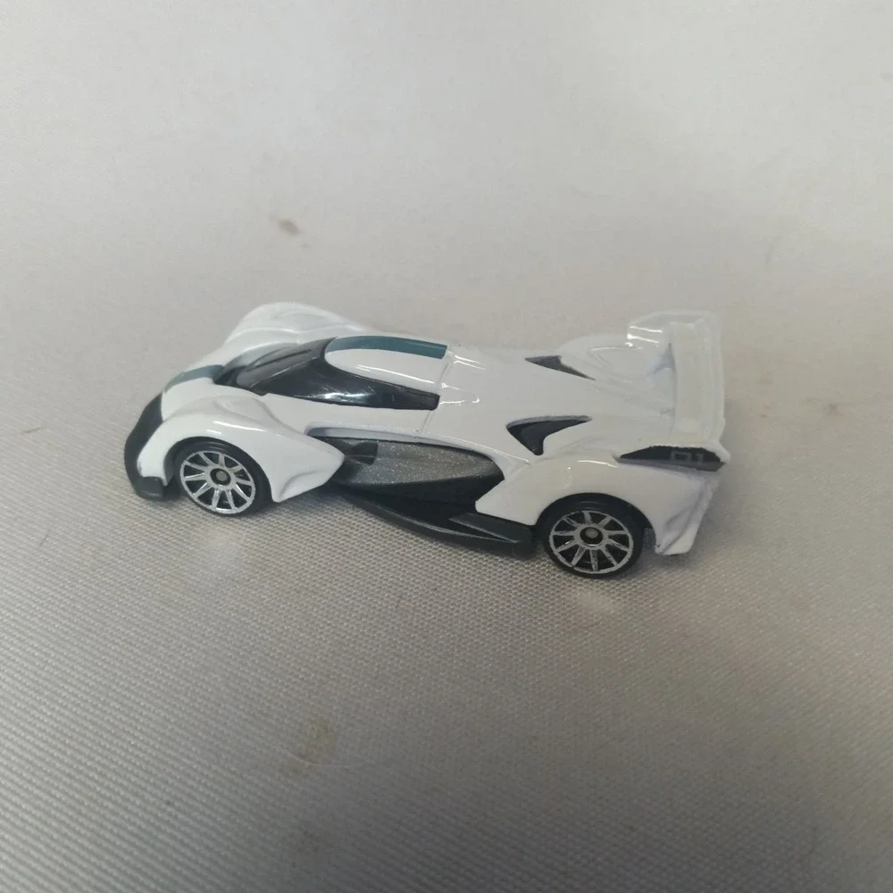 Hot Wheels mclaren solus